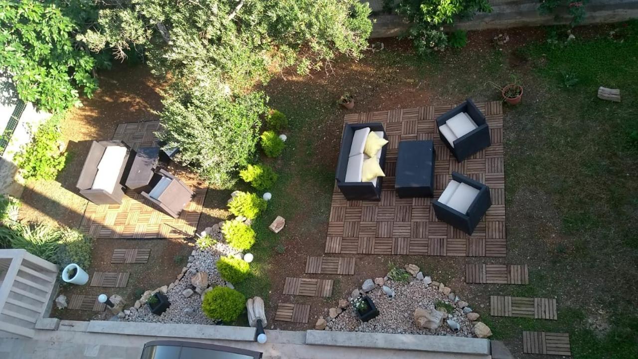 Villa Berlin Бол Экстерьер фото