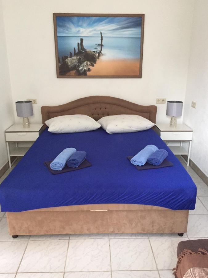 Villa Berlin Бол Экстерьер фото